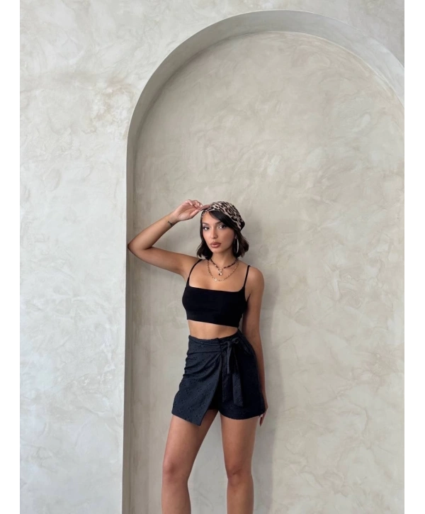 Brodeli şort etek s255075