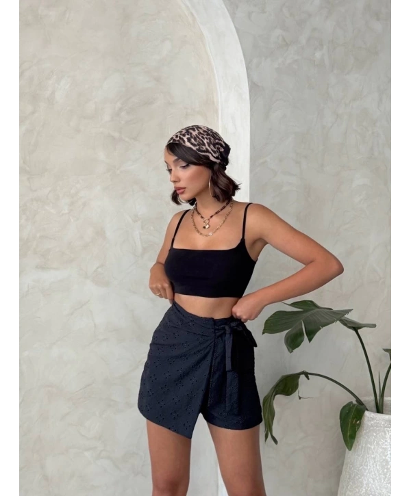 Brodeli şort etek s255075
