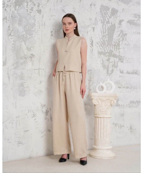 Broşlu yelek pantolon takım bej s255821