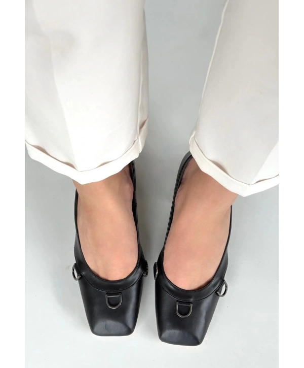 Cande Siyah Cilt Topuklu Ayakkabı