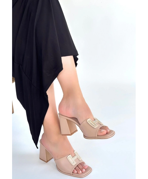 Caren Bej Cilt Topuklu Terlik