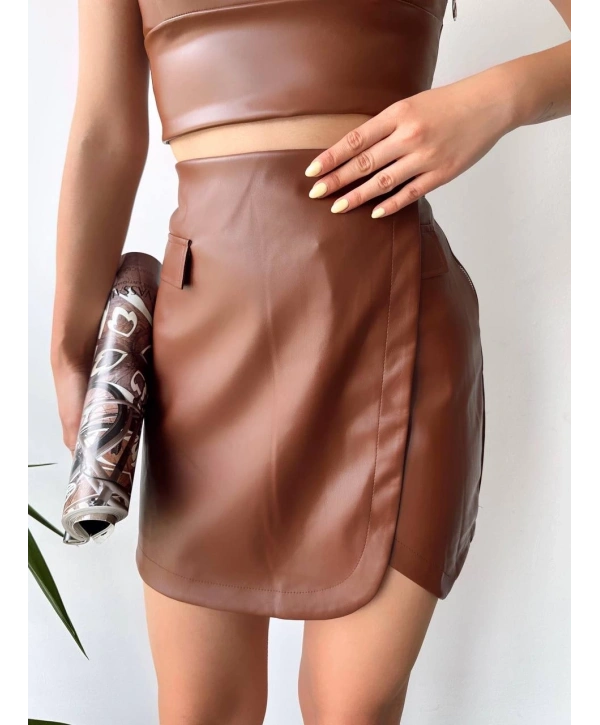 Cep detaylı oval kapaklı deri etek kahve h240048