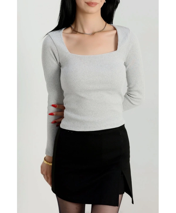 Çerçeve yaka kaşkorse bluz gri