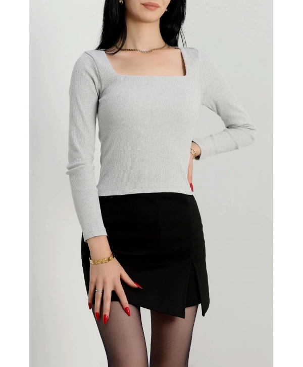 Çerçeve yaka kaşkorse bluz gri