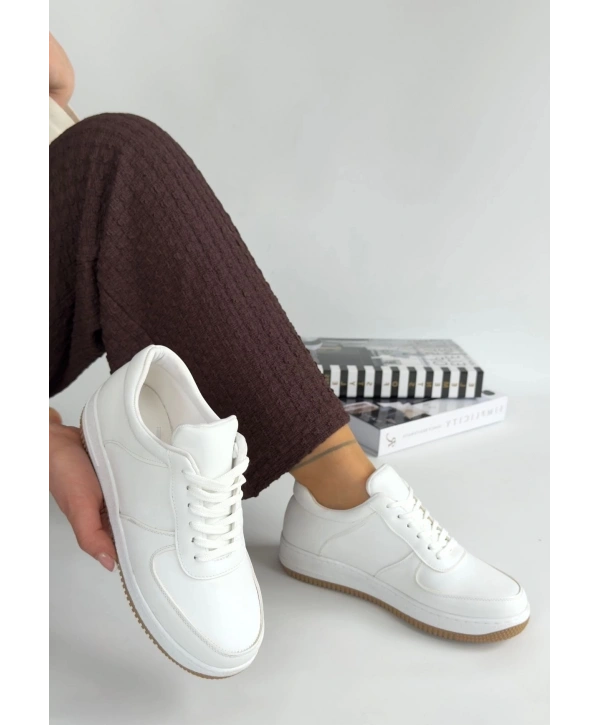 Ceyyan Beyaz Cilt Bağcıklı Spor Ayakkabı