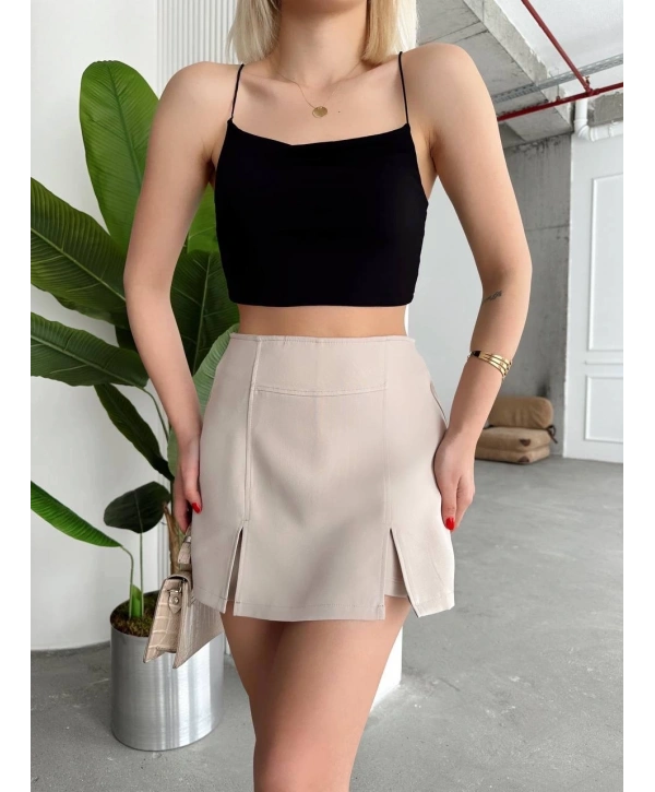 Çift yırtmaklı şort etek