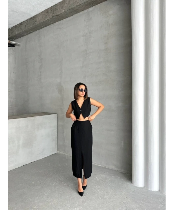 Çilek takım etek yelek