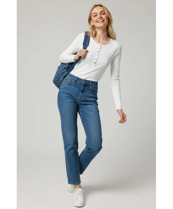 Çıtçıt Detaylı Bluz Beyaz T4343