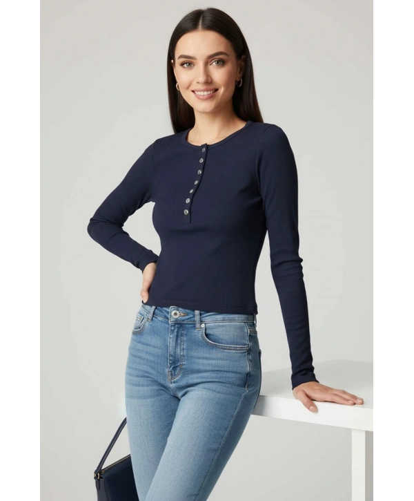 Çıtçıt Detaylı Bluz Lacivert T4343