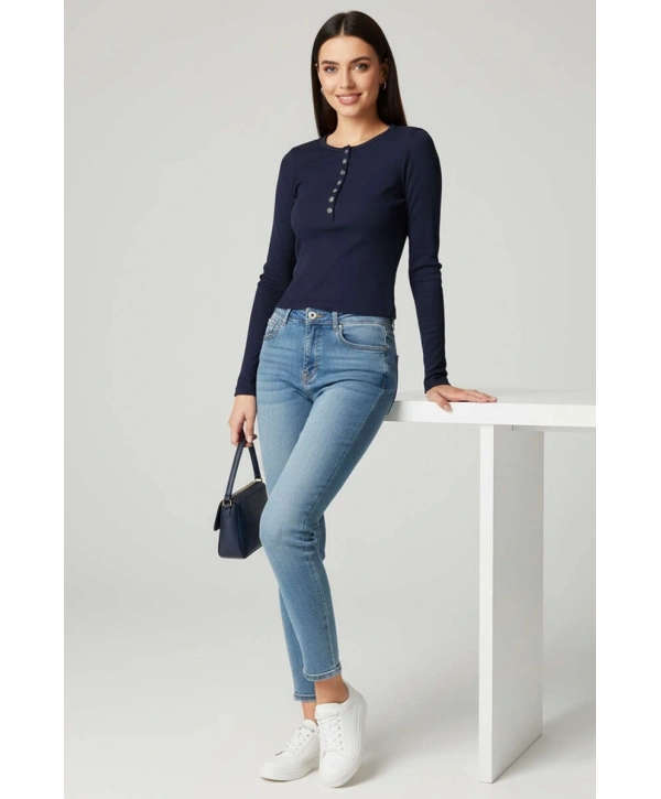 Çıtçıt Detaylı Bluz Lacivert T4343