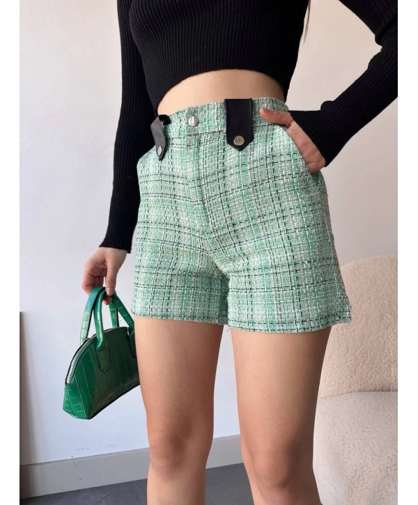 Çıtçıtlı siyah köprü tüvit şort yeşil