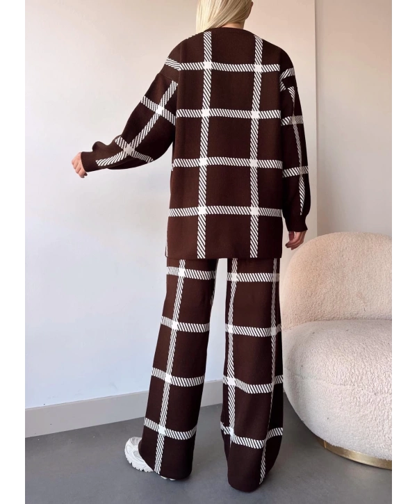 Ekoseli triko takım kahvebeyaz