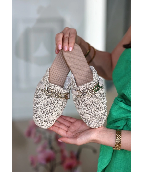 Emert Bej Örgülü Terlik