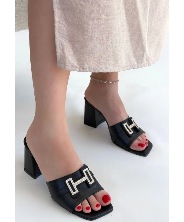 Erew Siyah Cilt Topuklu Terlik