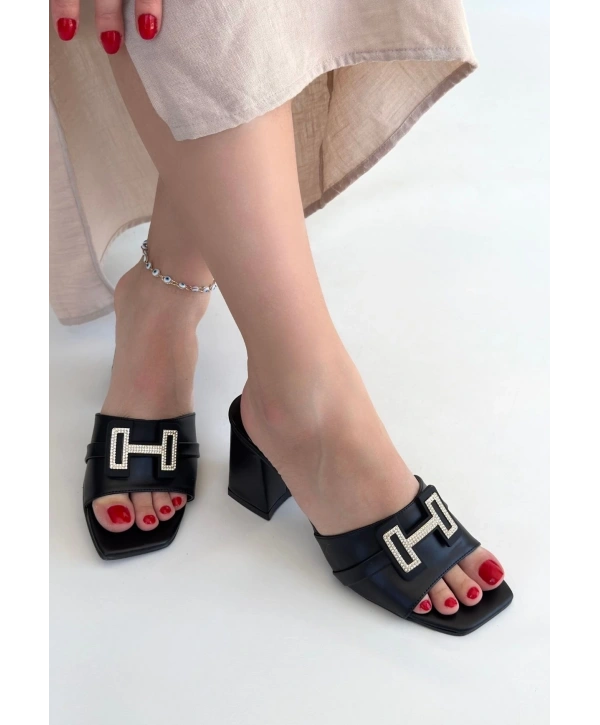 Erew Siyah Cilt Topuklu Terlik