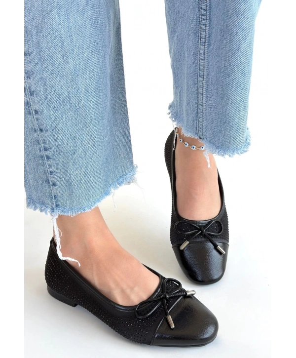 Etya Siyah Cilt Babet Ayakkabı