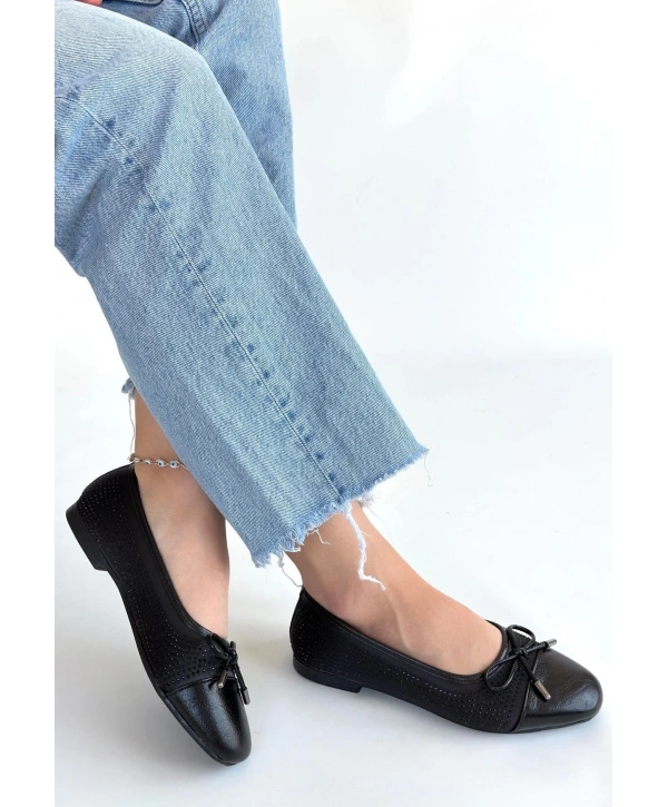 Etya Siyah Cilt Babet Ayakkabı