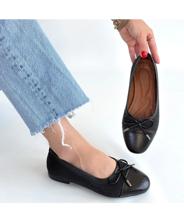 Etya Siyah Cilt Babet Ayakkabı