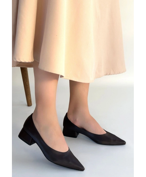 Ferla Acı Kahve Cilt Topuklu Ayakkabı