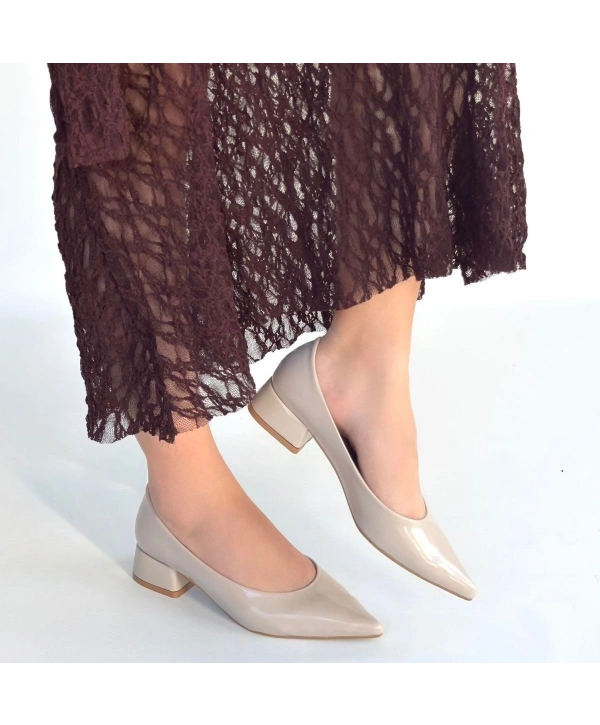 Ferla Bej Rugan Topuklu Ayakkabı