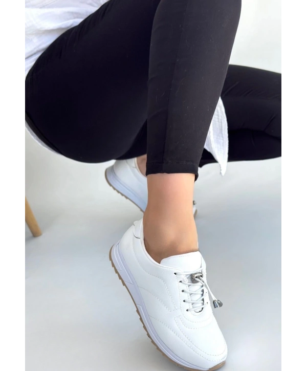 Finna Beyaz Cilt Bağcıklı Spor Ayakkabı