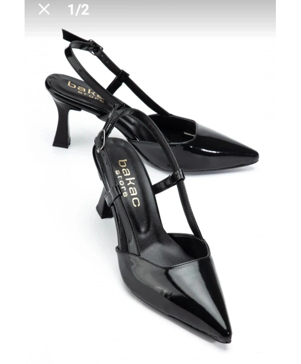 Hoost Siyah Rugan Topuklu Ayakkabı