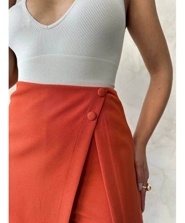 İki düğmeli kapaklı şort etek kremit s24046