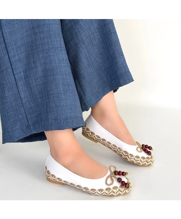 Ilwe Beyaz Cilt Babet Ayakkabı