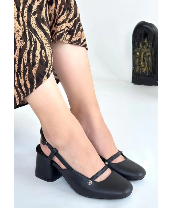 Jecci Siyah Cilt Topuklu Ayakkabı