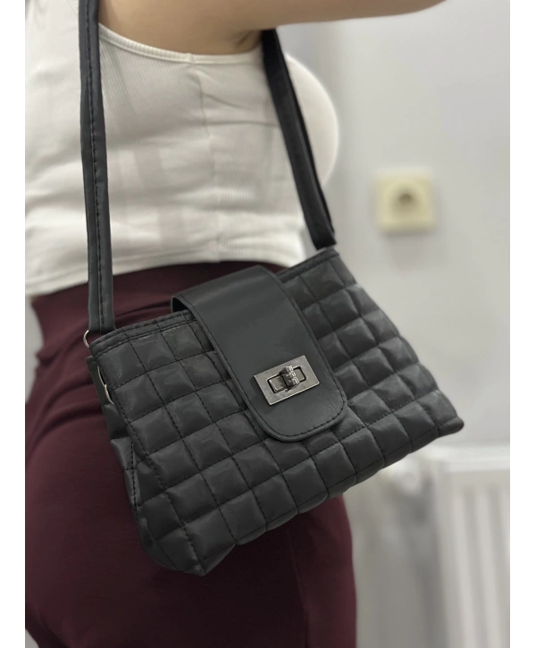 Kapaklı kapitone siyah cilt çanta