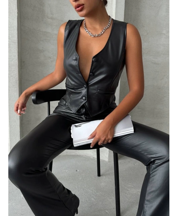 Kaplama düğmeli deri yelek siyah s24398