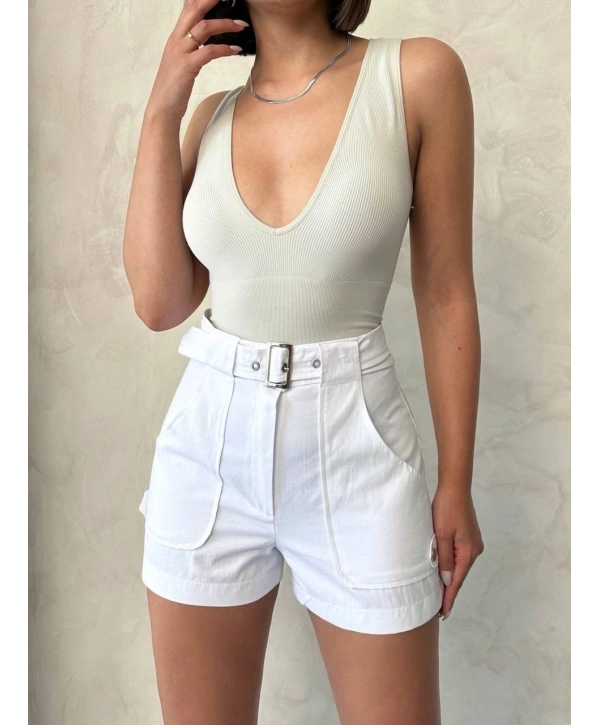 Kemer detaylı gabardin şort beyaz s25289