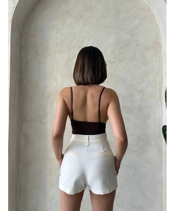 Kemer detaylı gabardin şort krem s25289