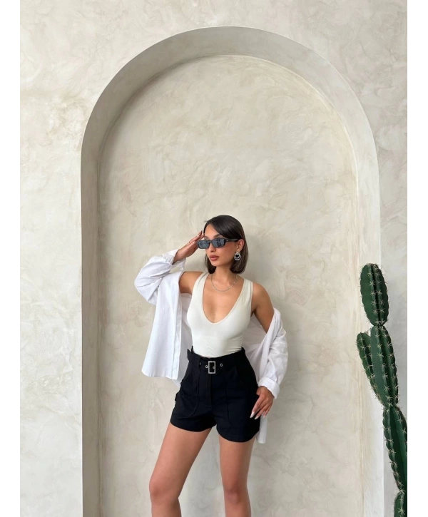 Kemer detaylı gabardin şort siyah s25289