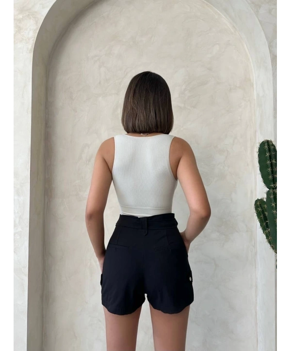 Kemer detaylı gabardin şort siyah s25289