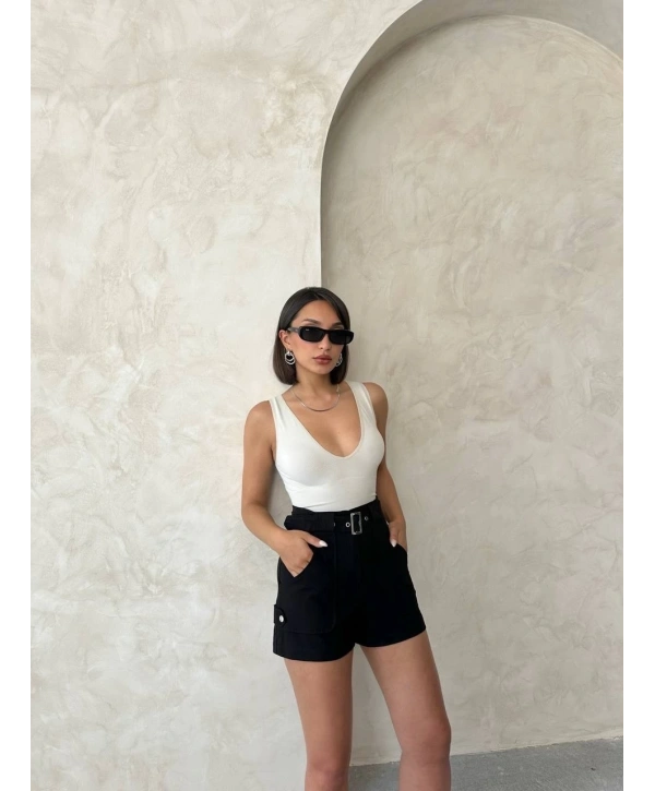 Kemer detaylı gabardin şort siyah s25289