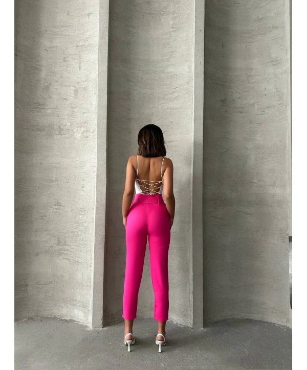 Kemerli havuç pantolon