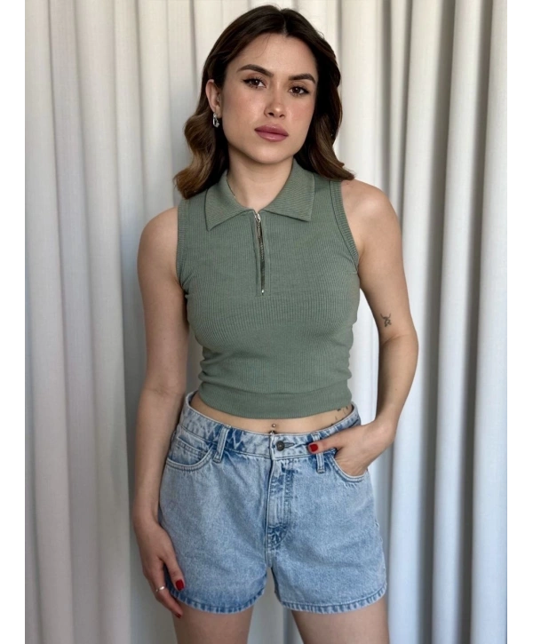 Kısa fermuarlı crop