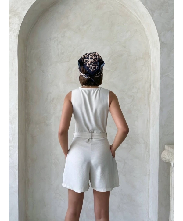 Kuşaklı şortlu tulum