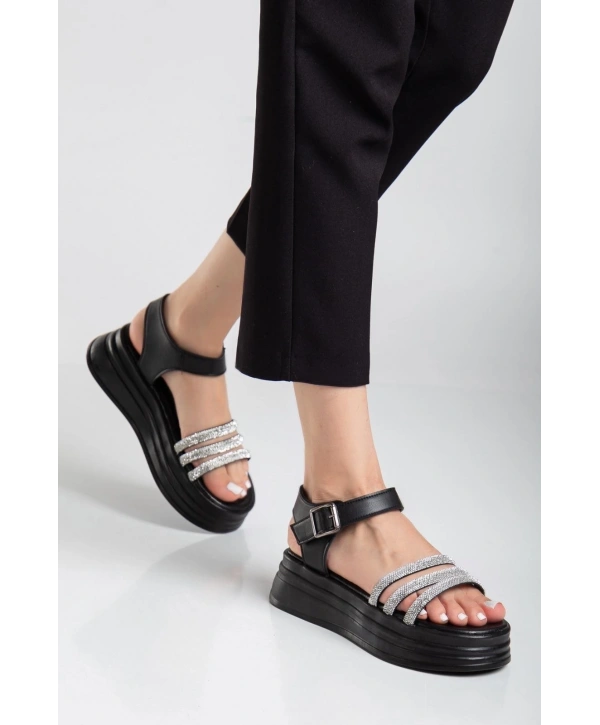 Lalen Siyah Kemerli Sandalet