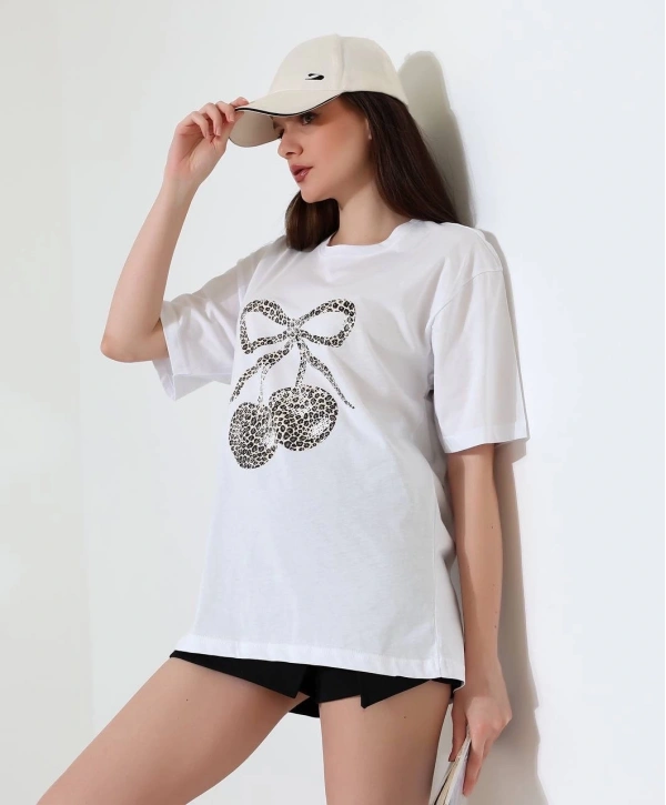 Leopar desenli kiraz baskılı tişört