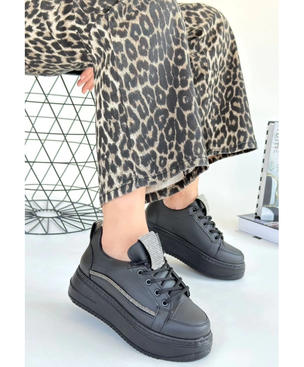 Leope Siyah Cilt Bağcıklı Spor Ayakkabı