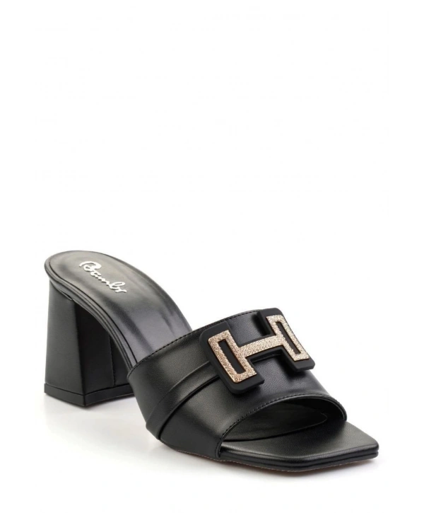 Leyya Siyah Cilt Topuklu Ayakkabı