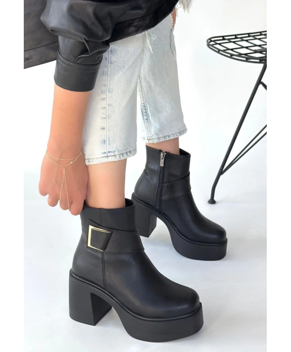 Lonji Siyah Cilt Topuklu Bot