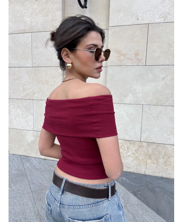 Madonna yaka sıfır kol bluz