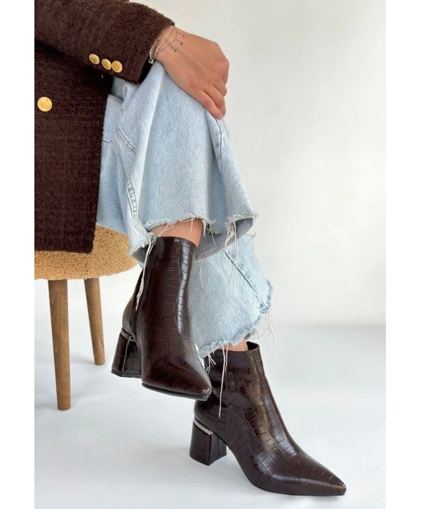 Meça Kahverengi Cilt Topuklu Bot