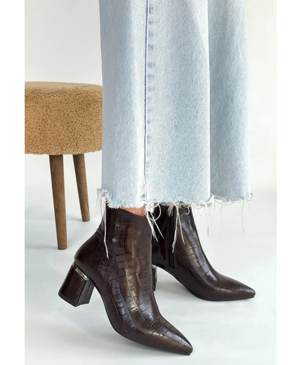 Meça Kahverengi Cilt Topuklu Bot