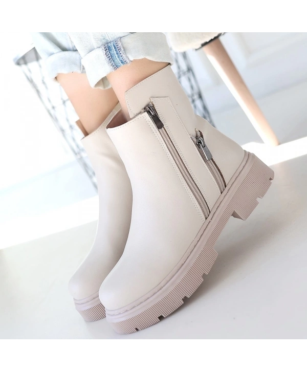 Menta Bej Cilt Fermuar Aksesuarlı Bot