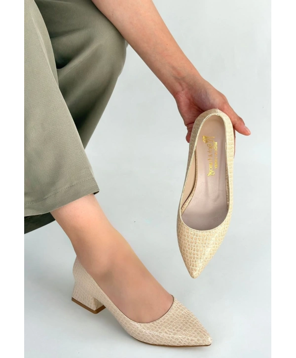 Meort Bej Rugan Topuklu Ayakkabı