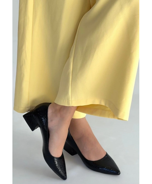 Meort Siyah Rugan Topuklu Ayakkabı